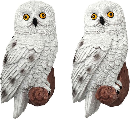 2pcs Owl Solar Statue Garden Owl Figurine Light Tree Hugger Outdoor Fence Solar Lights Fake owl Decoration for Home, Patio and Lawn White