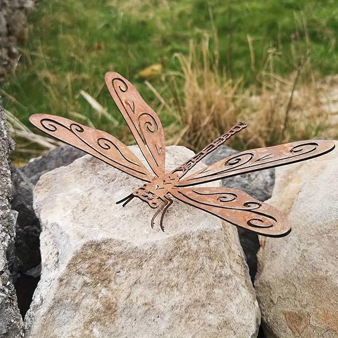 2 Pack Rusty Dragonfly Garden Decor, Metal Dragonfly Outdoor Yard Decor, Colorable Dragonflies Outdoor Statues Ornaments - Garden Sculptures and Yard Art, Fence Decorations Outdoor