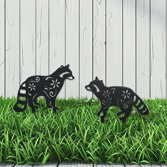 WADORN 2Pcs Raccoon Metal Decorative Garden Stakes, Black Raccoon Silhouette Metal Outdoor Statues Animals Garden Ornament Gifts Black Yard Art Decoration for Outdoor Backyard Patio Lawn Walkways