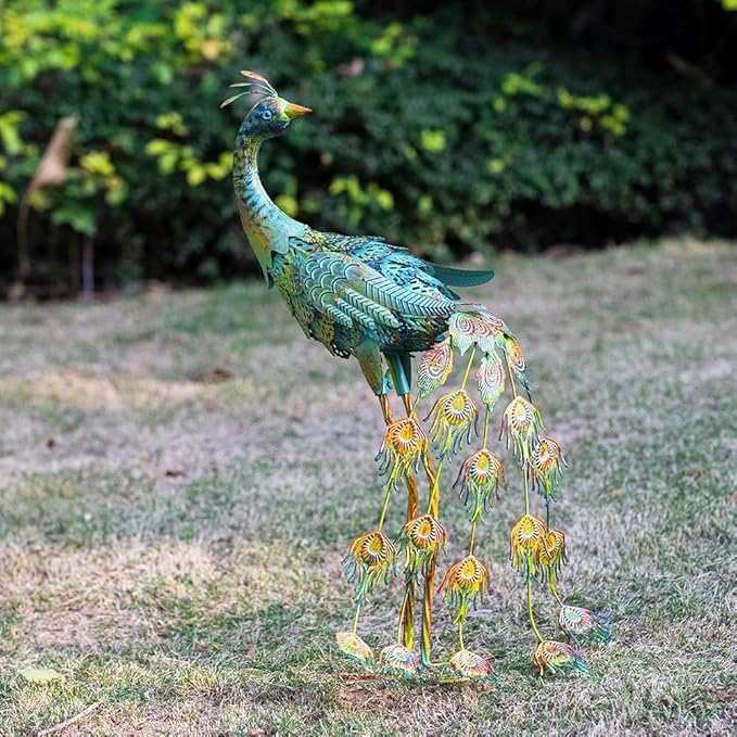 26" Metal Peacock Garden Outdoor Statue Decor, Vintage Yard Art Peacock Sculptures Outside Decoration for Home Patio Lawn Backyard, Gift for Moms Grandma Women