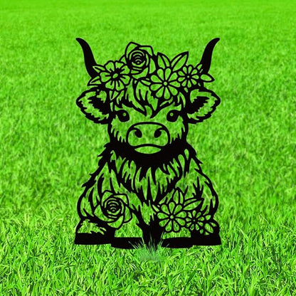 WADORN Highland Cow Silhouette Garden Stakes Decor, Metal Cow Lovers Gifts Stakes Statues Ornaments for Yard Art Black Silhouette Yard Outside Decor for Backyard Patio Outdoor Decor, 15x7.1Inch