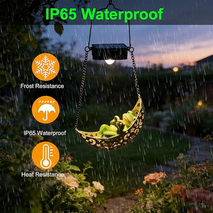 Solar Hanging Garden Lantern with Frog Decoration,Solar Hanging Statue Light,Outdoor Hanging Decorations for Garden, Fence, Porch, Patio, Yard Decor