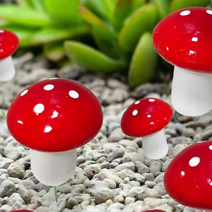 10Pcs Red Garden Stakes Mushroom Miniatures Indoor Outdoor Silhouette Fairy Garden Lawn Yard Decorations Lawn Inset Craft Decorative Garden Stakes Outdoor Decor