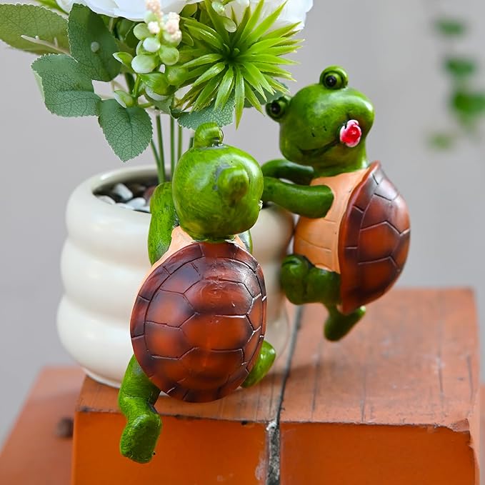 Set of 2 Cute Climbing Tortoise Flower Pot Hugger Figurines Resin Hanging Turtle Statues Planter Pot Decorations for Home Garden Fence Balcony Patio Lawn Yard Ornaments