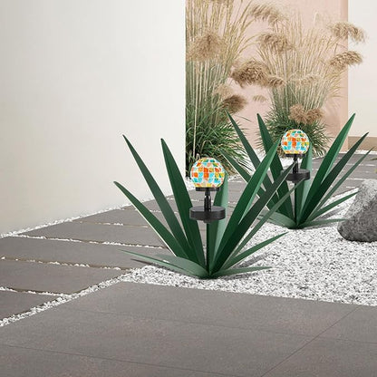 TOMBABY Enlarge Metal Plants Tequila Rustic Sculpture, Outdoor Patio Yard, Home Decor Hand Painted Agave Garden Statue, Outdoor Lawn Ornaments Yard Stakes for Mom Gift (2 Solar Green)