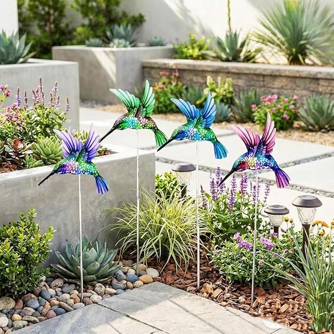 A Set of Adorable Wrought-Iron Garden planters is Suitable for Various Places Such as patios, courtyards, corridors, etc. (Hummingbird)