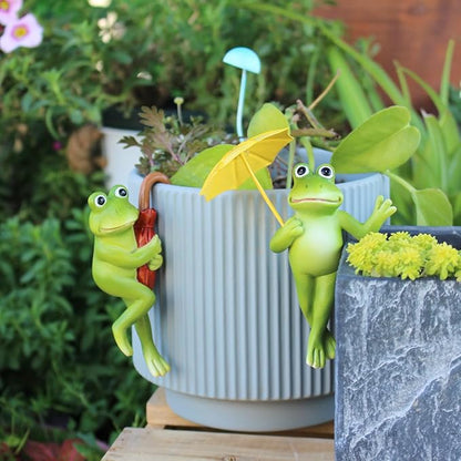 Set of 2 Funny Frog Statues Outdoor Flower Pot Hugger, Resin Hanging Frog Figurines Cute Climbing Animals Sculpture Plant Pot Decorations for Home Garden Patio Lawn Yard Ornaments (Holding Umbrella)