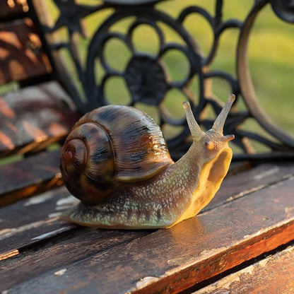 Garden Snail Sculpture, Reptile Resin Sculpture, Suitable for Outdoor Courtyard Pond Garden Lawn Decor Landscape, is The for Garden Enthusiasts (4 inches)