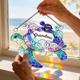 Personalized Sea Turtle Family Sun Catcher Gift for Mom Grandma, Custom Grandma and Grandkids Turtle Acrylic Window Hanging Decor Gift for Mothers Day, Faux Stained Glass Ocean Decor
