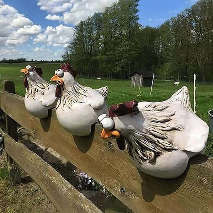 Garden Statues Funny Face Chicken Fence Ornament Resin Ornament Hanging Foot Chicken Yard Statue Outdoor Chicken Decor Garden Statues Yard Ornaments Decor