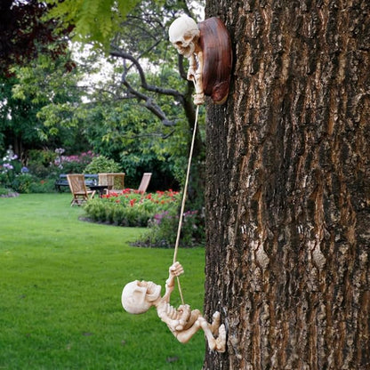 Skeletons Climbing Tree Sculptures Gothic Garden Decors - Mini Skeletons Tree Huggers Outdoor Halloween Decorations Yard Art Garden Statues