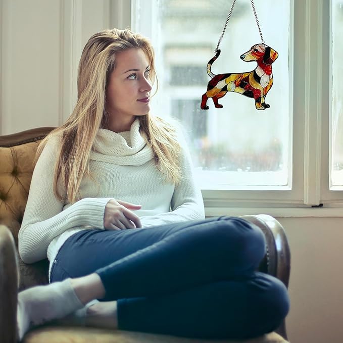 Dachshund Stained Glass Window Hanging, 5.9 * 5.1 in Hand-Painted Sun Catcher Panel Wall Art Decor with Chain, Gifts for Women Mom Grandma