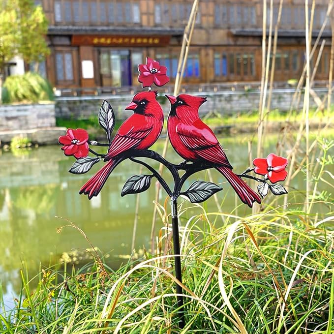 Red Cardinal Garden Stake - Metal Outdoor Decor for Patio & Yard(Red Cardinal-b)