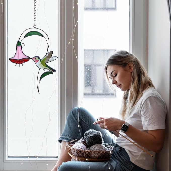Handmade Stained Glass Window Hanging Hummingbird Decor, Sun Catchers Indoor Window Art, Suncatchers for Windows Hanging, Mother's Day Hummingbird Gifts for Women Mom Grandma Bird Lovers