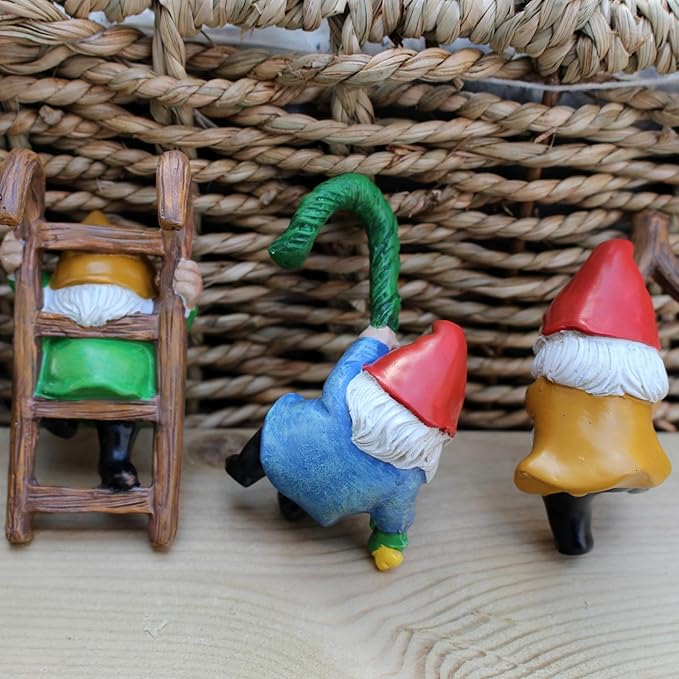 Set of 3 Cartoon Dwarf Pot Hangers - Climbing Ladder Figurines, Garden Patio Balcony Wall Decor, Hanging Ornaments for Flower Pot Edges, Perfect Festive & Special Occasion Gift