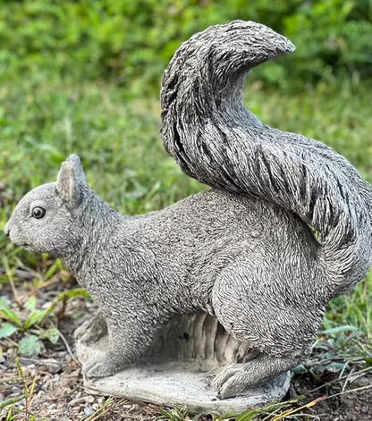Realistic Forest Squirrel Statue Animal Concrete Sculpture for Garden Patio Backyard Handmade Squirrel Figurine