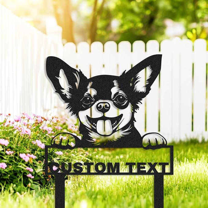Custom Chihuahua Garden Stake Dog Outdoor Decor Yard Sign, Personalized Chihuahua Dogs Metal Garden Signs Decorative Plaque, Customized Dog Silhouette Welcome Sign for Lawn Patio Pathway