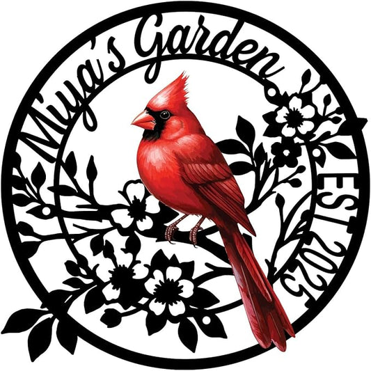 Personalized Name Garden Cardinal Metal Signs with Stake, Custom Family Name Yard Decor for Outdoor Outside, Cardinal Lawn Patio Stake Gardening Enthusiasts Grandmothers Gift