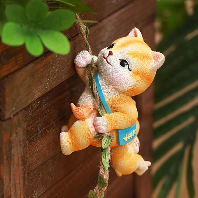 Climbing Cat Tree Hugger Garden Animal Statue Resin Sculpture Yard Decor for Outside, Funny Tree Climber Figurine Outdoor Patio Lawn Ornaments