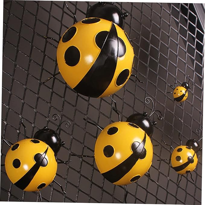 Kisangel 3pcs Iron Art Ladybug Ornaments for Garden Realistic Simulated Decorations Nature Guys