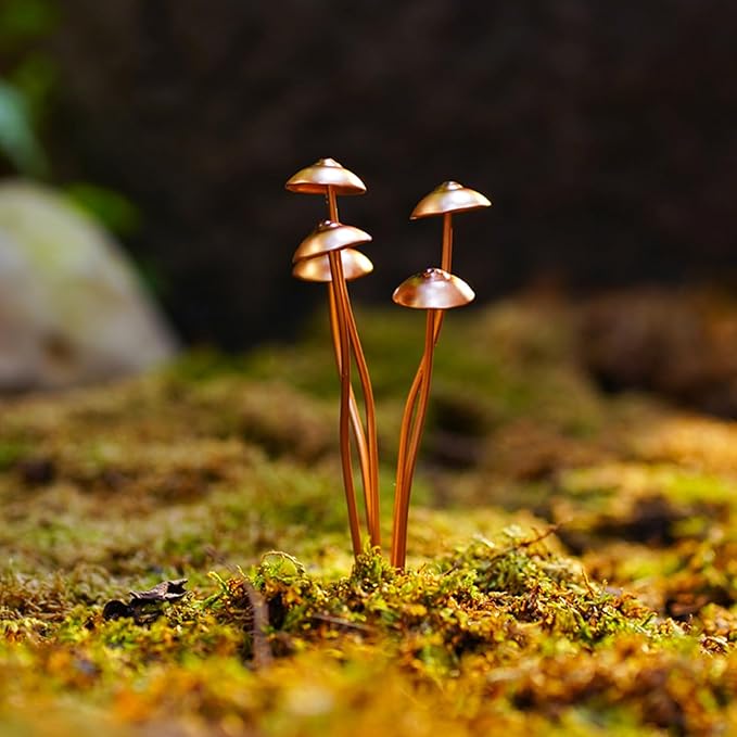 2 PCS Metal Mushroom Statue,Iron Art Mushroom Sculpture Flower Pot Decoration,Mushroom Statue Stake Decoration,Iron Mushroom Garden Ornaments for Patio Lawn Yard Decoration