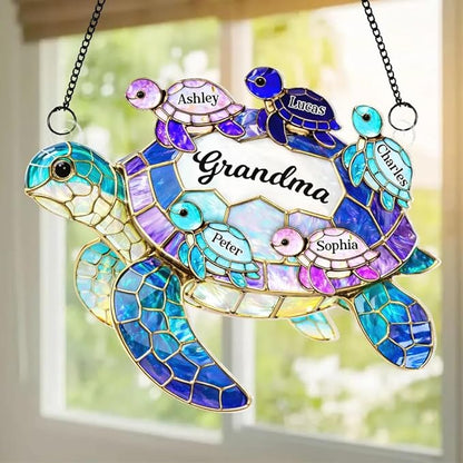 Personalized Sea Turtle Family Sun Catcher Gift for Mom Grandma, Custom Grandma and Grandkids Turtle Acrylic Window Hanging Decor Gift for Mothers Day, Faux Stained Glass Ocean Decor