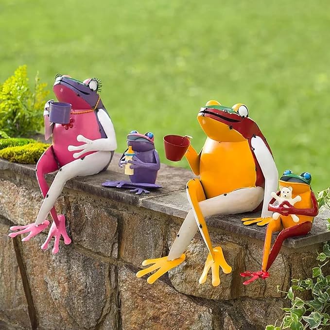 Metal Frog Outdoor Garden Ornament Decoration, Yard/Balcony/Flower Pot Art Statue Decorations, Funny Cute Animal Frogs Iron Vintage Statues (Yellow-B)