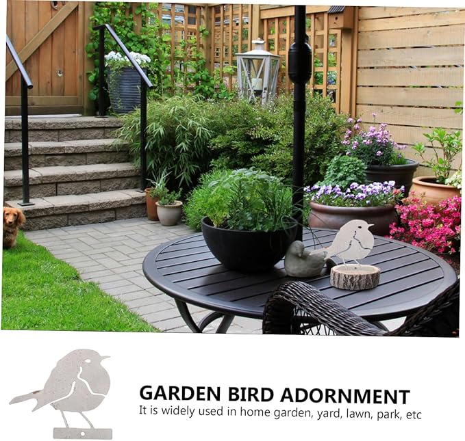 Bird Garden Decor Statue Iron Shaped Outdoor Ornament for Lawn and Garden Decoration Unique Rustic Style Durable and Sturdy Design