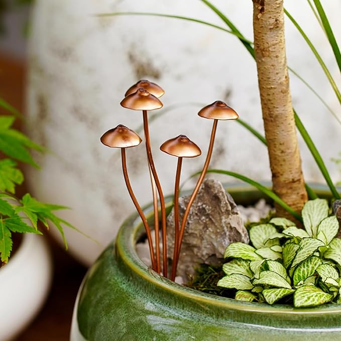 2 PCS Metal Mushroom Statue,Iron Art Mushroom Sculpture Flower Pot Decoration,Mushroom Statue Stake Decoration,Iron Mushroom Garden Ornaments for Patio Lawn Yard Decoration