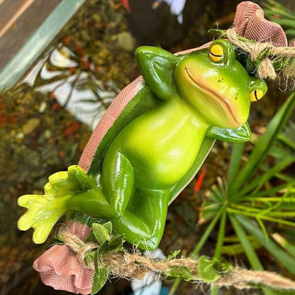 Hanging Frog Statue,small Resin Swing Frog Statue,Ornament Green frog on swing with Hemp Rope and Leaf Vines,Indoor and Outdoor Hanging Decor for Garden,Patio ,Home.Gifts for Women.(Pink,Green )