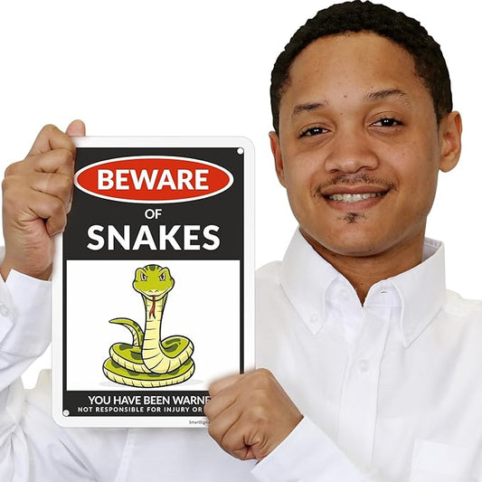 SmartSign Beware Of Snakes Warning Sign - 10"x7", 40 mil Laminated Rust-free Aluminum, Metal Signs for Snake Cave Cage Habitat Decor, Tank Accessories, Outdoors, Gifts - Funny Snakes Theme, USA-Made