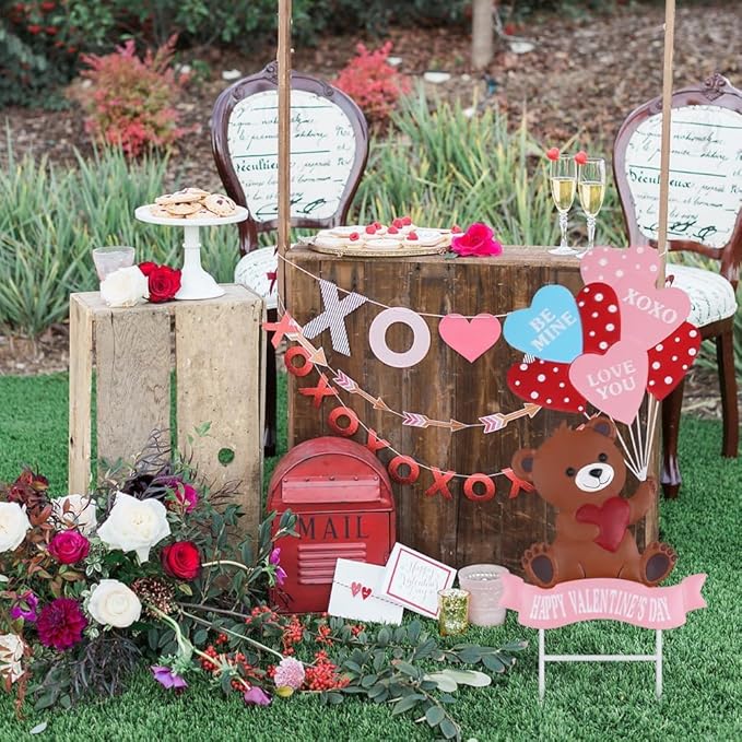 YEAHOME Valentines Day Decorations Outdoor, Metal Bear Decorative Garden Stakes with Love Balloon for Valentines Day Decor, Happy Valentine's Day Yard Signs for Home Porch Lawn Wedding Anniversary
