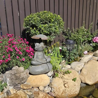 Whimsical Animal Pond Spitter, Outdoor Water Fountain with Pump and Hose, Antique Style Garden Water Fountain for Patio, Yard, Pond and Indoor Decor(Small)