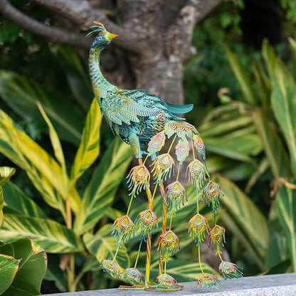 26" Metal Peacock Garden Outdoor Statue Decor, Vintage Yard Art Peacock Sculptures Outside Decoration for Home Patio Lawn Backyard, Gift for Moms Grandma Women