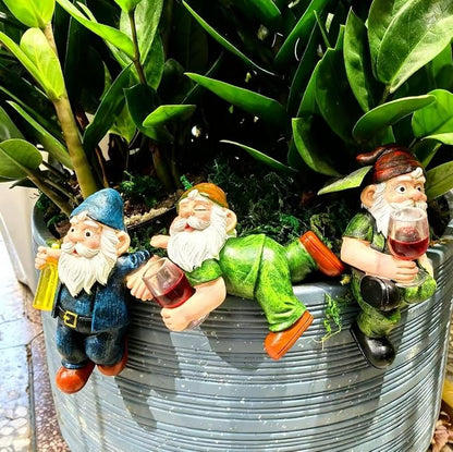 3-piece Fairy Garden Gnome Set, Beer-Drinking Gnome Resin Statue, Outdoor Decorative Item (Colorful)