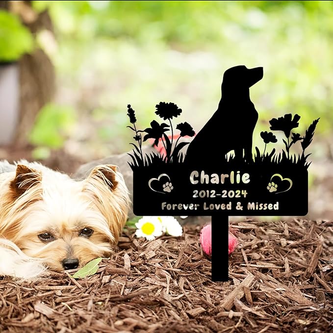 Custom Labrador Dog Memorial Grave Marker,Personalized Dog Memorial Garden Stake,Flora Dog Plaque Burial Stake Engraved Sign,Sympathy Grave Stake for Loss of Dog,Pet Memorial Statue Headstone Labrador