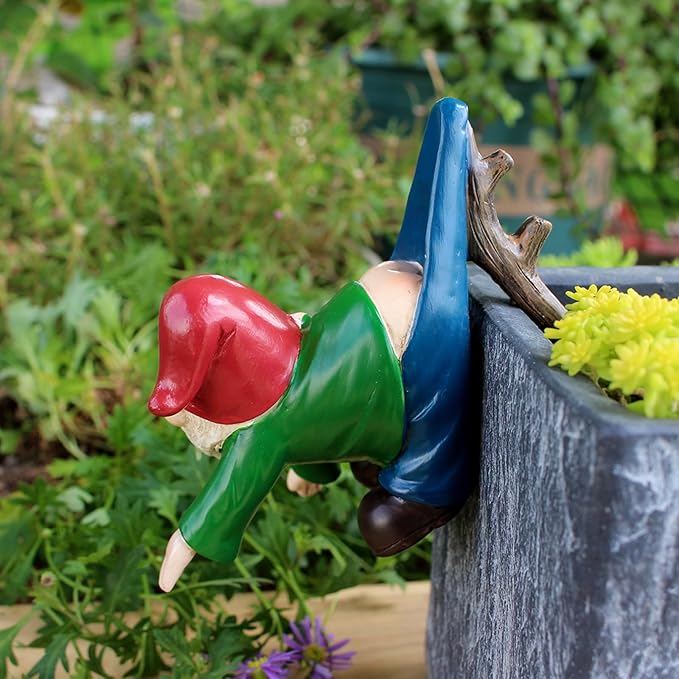 OwMell Garden Decor Statue Flower Pot Hugger, Outdoor Figurine Planter Hugger for Flowerpot, Patio, Balcony, Porch, Yard, Lawn Ornament Outdoor Decor Gifts Plant Decoration - Gnome