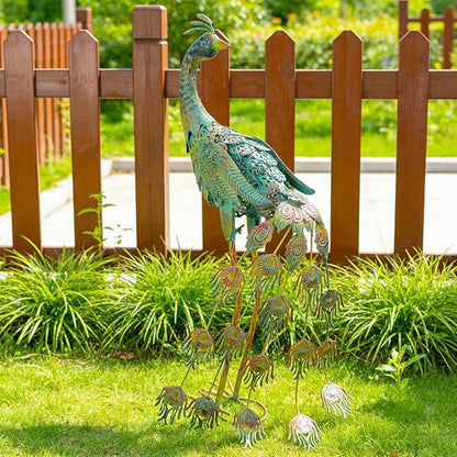 26" Metal Peacock Garden Outdoor Statue Decor, Vintage Yard Art Peacock Sculptures Outside Decoration for Home Patio Lawn Backyard, Gift for Moms Grandma Women