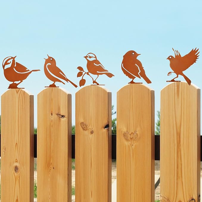 5PCS Metal Birds Fence Decoration, Outdoor Rusty Birds Garden Sculptures and Yard Art, Craft Statue Ornaments Rustic Farmhouse Garden Decor (Style 2)