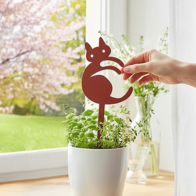 Stretching Cat Metal Garden Stake – Powder-Coated Steel Plant Pick for Pots & Planters, Cute Indoor/Outdoor Rustic Decorative Accent