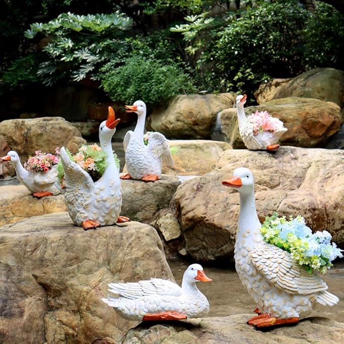 Garden Statues Outdoor Decor Balcony Figurine Outdoor Statues Outdoor Creative Duck Statue, Garden Lawn Floor Flower Stand Decoration, Garden Pond Animal Figurines, Unique Gift(38*18*18cm)