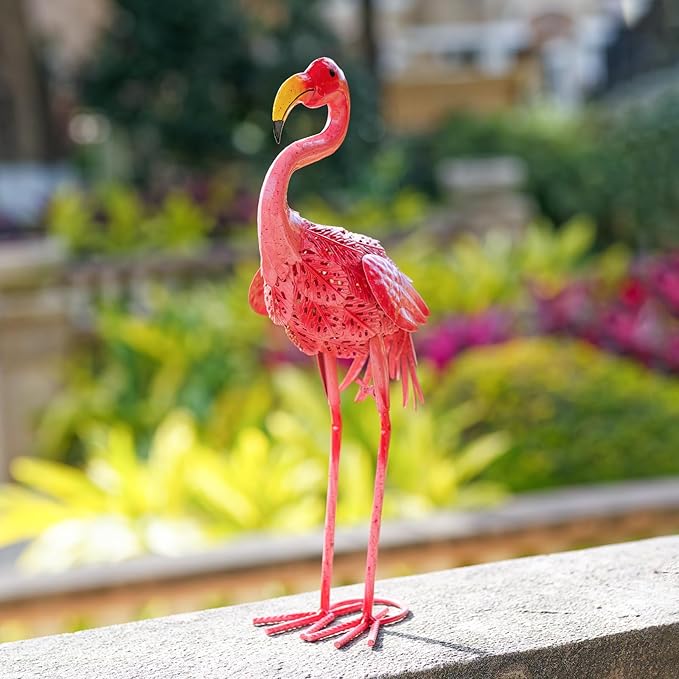 Metal Flamingo Garden Statues Outdoor Decor, Pink Flamingo Outdoor Sculptures Yard Art Decoration for Home Patio Lawn Backyard, Gift for Women Lovers Moms