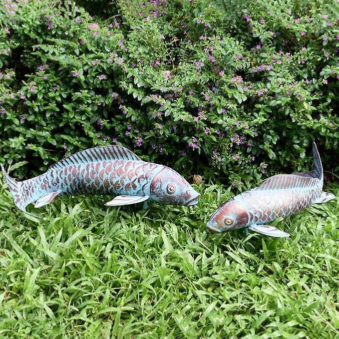 Garden Statues Koi Fish Decor for Outside,Antique Copper Garden Decor,Outdoor Koi Sculptures & Statues for Yard Patio Backyard Pond Decorations,Metal Fish Gifts for Women Mom Grandma,Set of 2