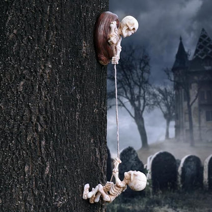 Skeletons Climbing Tree Sculptures Gothic Garden Decors - Mini Skeletons Tree Huggers Outdoor Halloween Decorations Yard Art Garden Statues