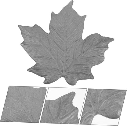Garden Maple Leaf Design Cast Iron Pathway Decor for Outdoor Walkway for Lawn and Garden Decoration
