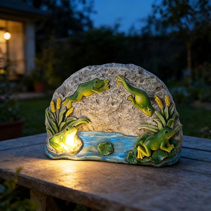 Frog Garden Statue Solar Rock Lights Decor, A Jumping Frog for Patio Pathway Art Housewarming for Yard Decoration Lawn Ornament Gardening Gifts for Women Mom Grandma (Frog)