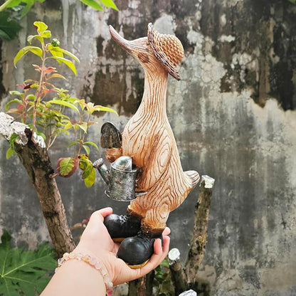 Garden Statues Duck Animal Cartoon Resin Cute Funny Cartoon Duck Garden Statues Indoor Outdoor Decorations Figurine Gift for Wedding Art Décor