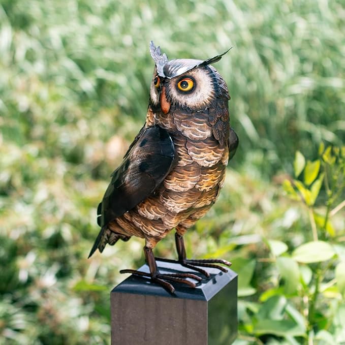 Natelf Garden Owl Sculptures & Statues, Standing Metal Bird Yard Art Sculpture for Patio Backyard Pond Outdoor Decorations
