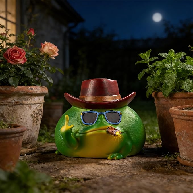 Frog Garden Statue with Solar Light, Outdoor Garden Decor Figurine for Patio Yard Lawn, Funny Frog Art with LED Light, Fairy Garden Accessories, Housewarming & Valentine’s Day Gift, 7.9"x7.9"x6.1"