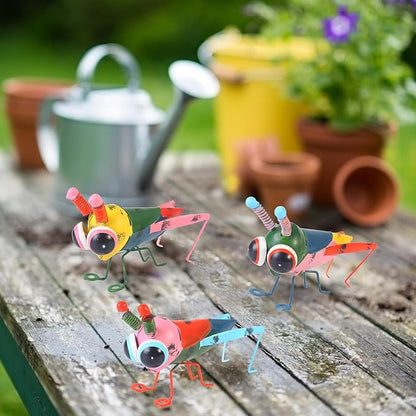 Metal Yard Art Garden Decor, Cute Locust Lawn Ornament Backyard Decorations Animal Hanging Flower Pot and Vase Hugger, 3D Garden Sculptures & Statues, Gifts for Grandma Mom - Set of 3